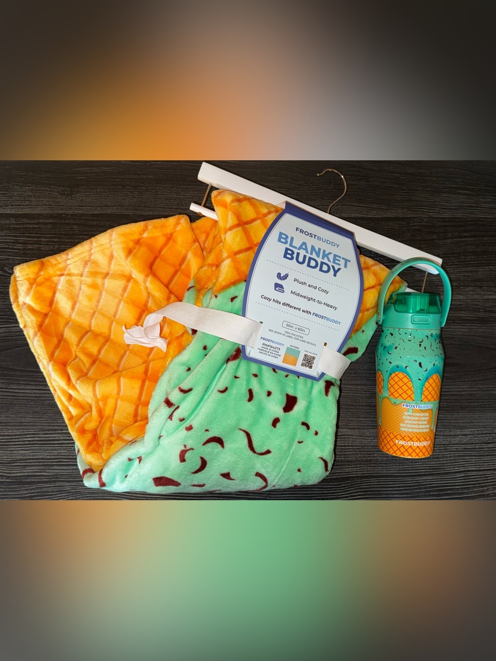 Frost Buddy - Mint Ice Cream Drip Buddy Blanket & Cup Buddy Combo